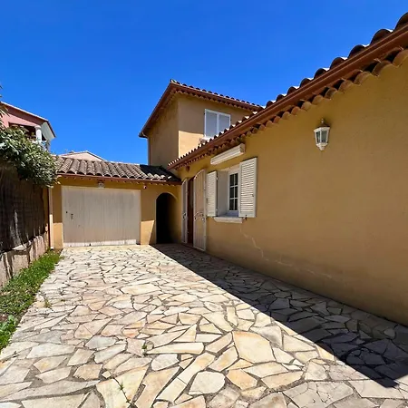 Les Terrasses De Giens Villa
