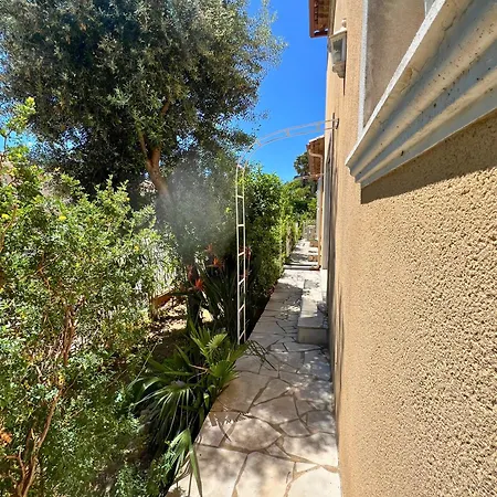 Les Terrasses De Giens Villa *