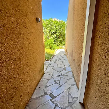 Villa Les Terrasses De Giens