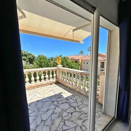 Villa Les Terrasses De Giens
